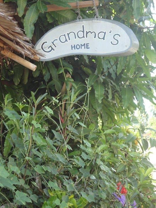 Grandma'S Home Sangkhlaburi Ngoại thất bức ảnh