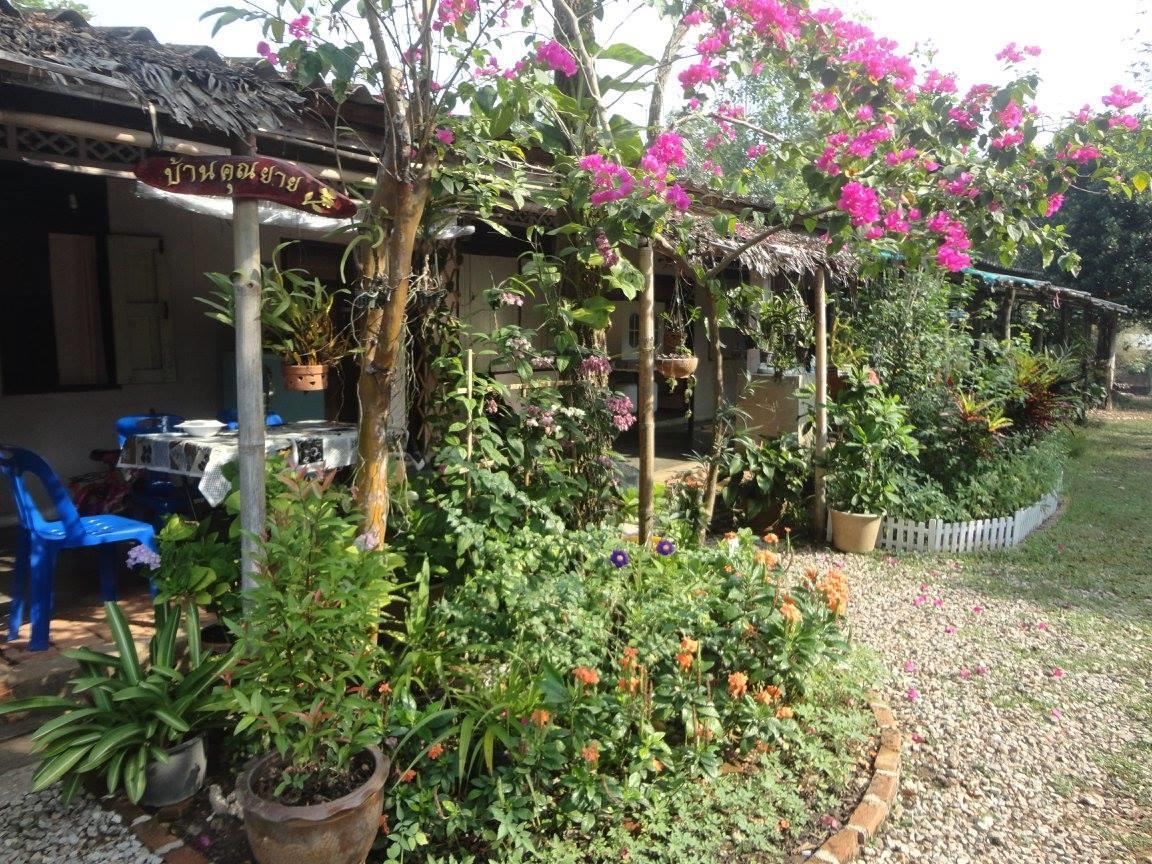 Grandma'S Home Sangkhlaburi Ngoại thất bức ảnh
