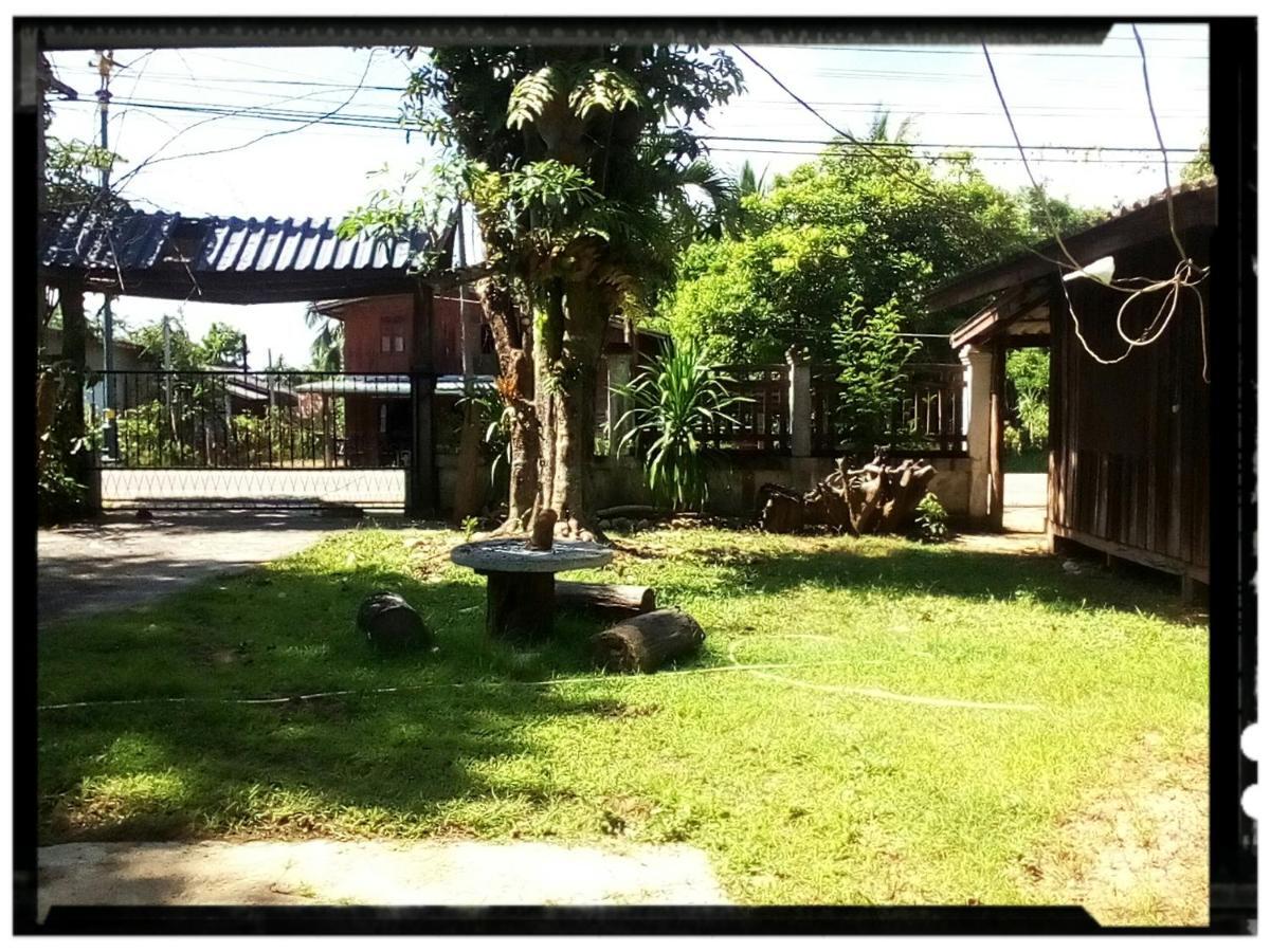 Grandma'S Home Sangkhlaburi Ngoại thất bức ảnh